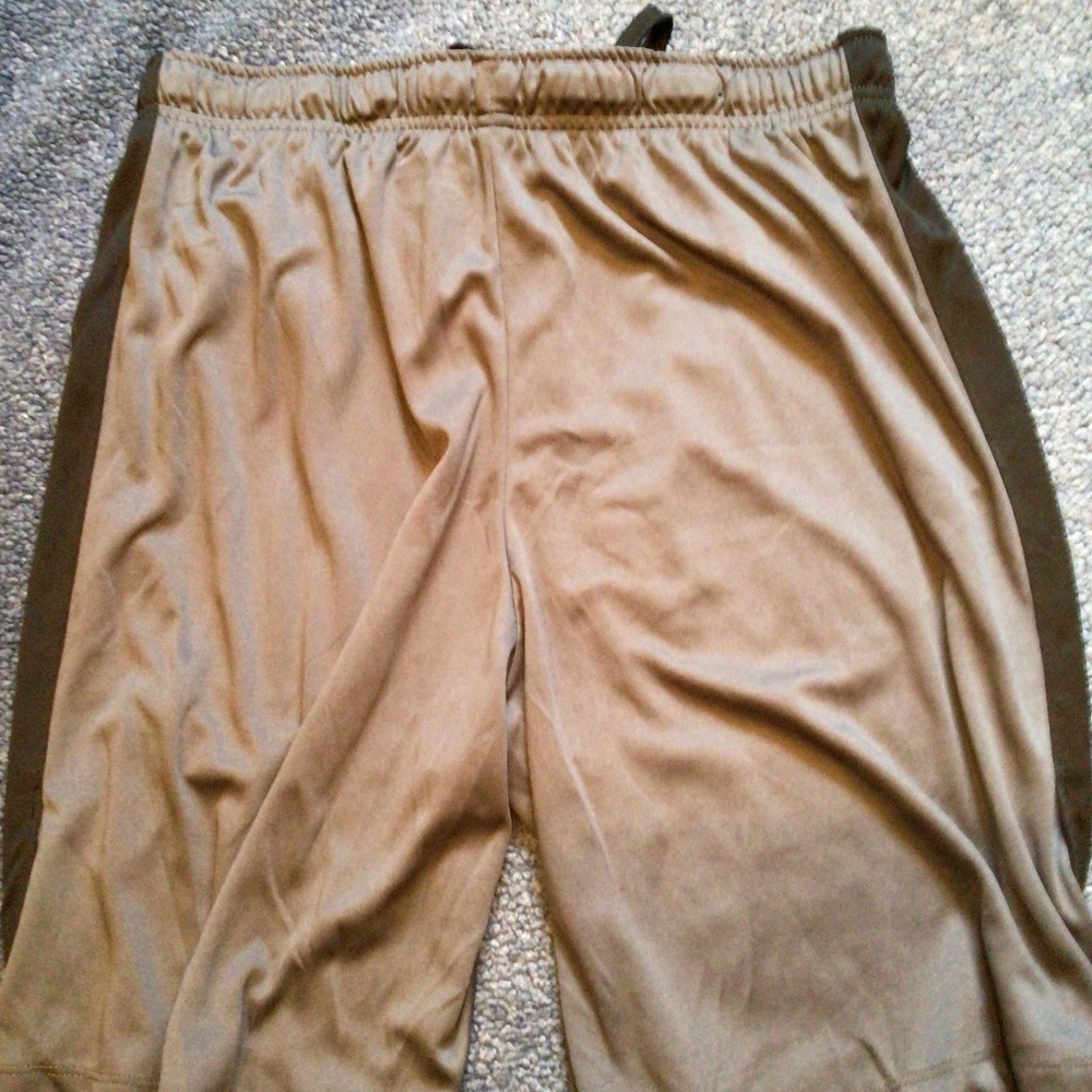Fila, gray shorts, medium - Picture 5 of 5